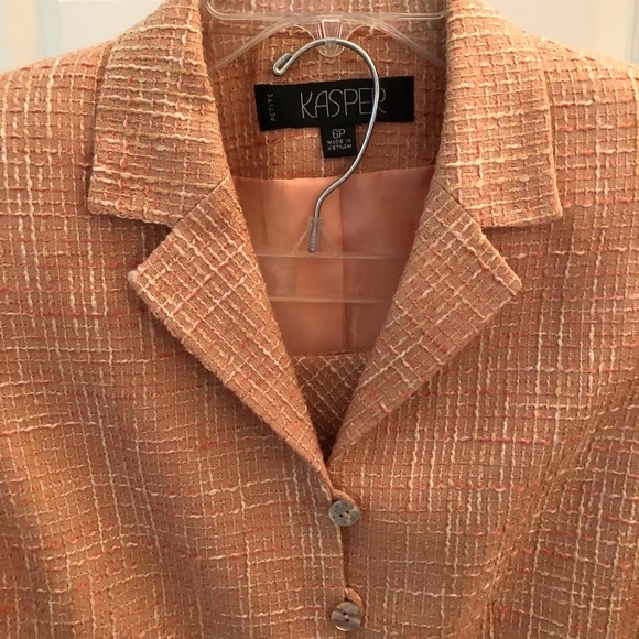 ⭐️Host Pick Final$🧡 Beautiful KASPER 2 P. Suit! - Picture 1 of 8